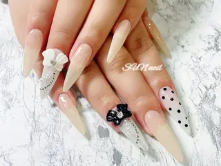 ネイル SUN nail上本町のネイルデザイン
