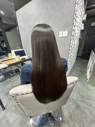 ロング TIGRE tenjin所属・岩崎 レイのヘアスタイル