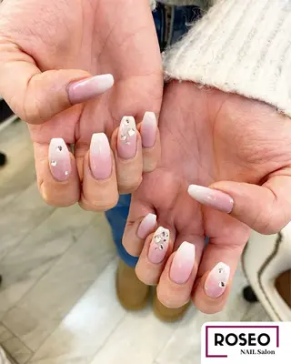 ネイル 渋谷ネイルサロン ロゼオのネイルデザイン