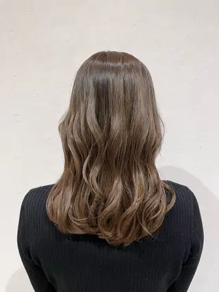 セミロング カラー 北島 遥香🫧インナ ー /ベージュカラーのヘアスタイル