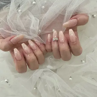 ネイル Rosa x rosa所属・Rosaxrosa AKANEのネイルデザイン