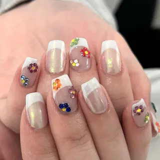 ネイル MODA MANAMIᵕ̈のネイルデザイン