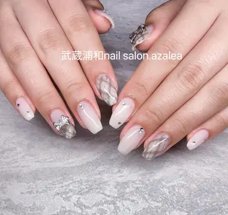 ネイル R inのネイルデザイン