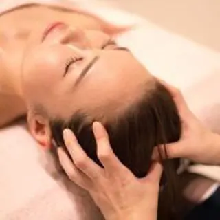 東浦町 サロンドゥエスのエステ・リラクイメージ