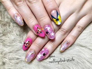 ネイル Yakko pas á pasのネイルデザイン