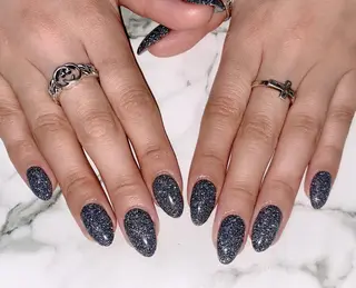 ロング カラー ネイル Q Free nailsのネイルデザイン