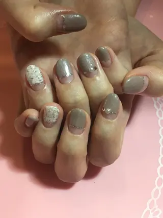ネイル 古川 里美のネイルデザイン