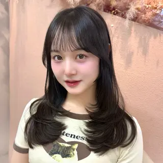 セミロング ♡韓国/レイヤー カット/Ayana♡のヘアスタイル