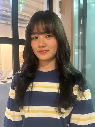 カラー かんだい colorのヘアスタイル