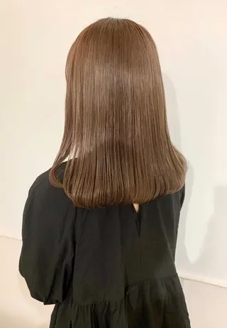 セミロング カラー Parve  Mix /板野妃莉のヘアスタイル