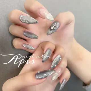 ネイル nailsalon Apis所属・Apis manakaのネイルデザイン