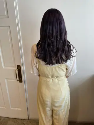 ロング カラー MIOベージュカラー 柔らかいカラーのヘアスタイル