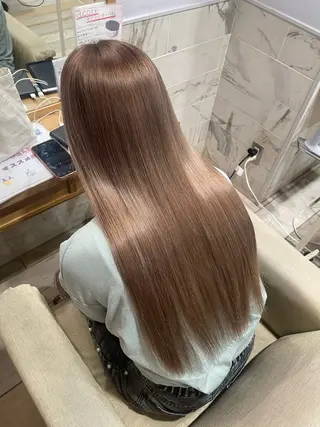 カラー 小柳 夏美のヘアスタイル