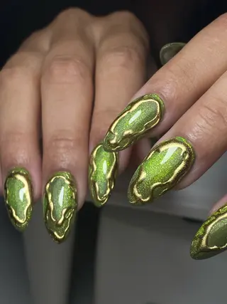 ネイル Isinha Nailsのネイルデザイン