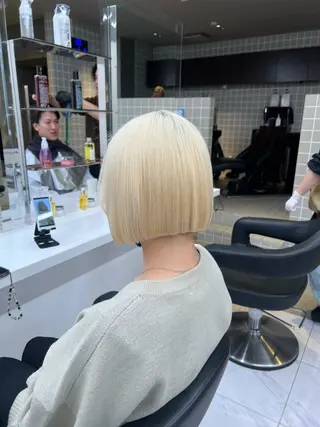 ショート カラー 韓国レイヤーカット /REIのヘアスタイル