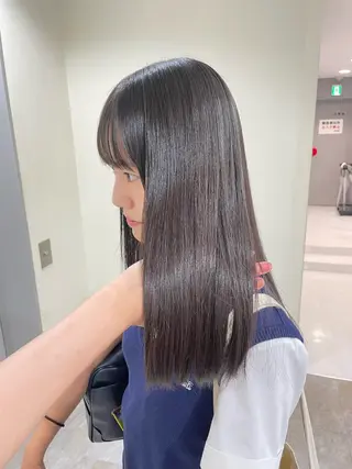 ミディアム 菜々🫧新宿 透明感ケアブリーチのヘアスタイル