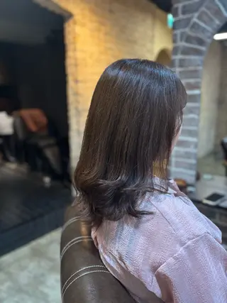 セミロング カラー ブリーチ/縮毛矯正/ 川野秀真のヘアスタイル