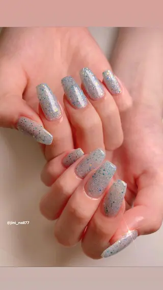 ネイル JINI NAIL所属・ジニ ネイルのネイルデザイン