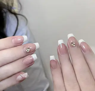 ネイル Pure&Rich Nailのネイルデザイン