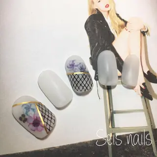 ネイル Seis Shihoのネイルデザイン