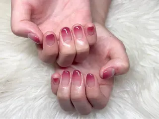 ネイル BEAUTY LINE湘南台所属・菊池 美鈴のネイルデザイン