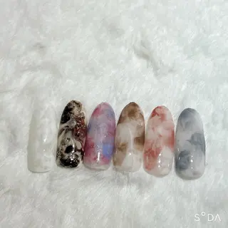 ネイル 永井 若菜のヘアスタイル