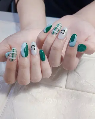 ネイル E·U·B ネイル所属・横浜市中区曙町 E·U·Bネイルのネイルデザイン