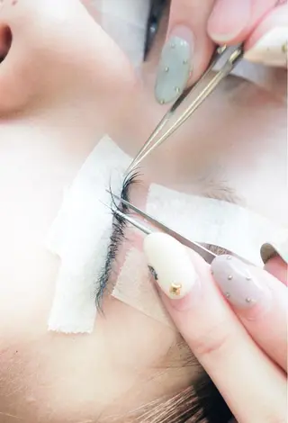 マツエク・マツパ ネイル& 脱毛サロン　Lのマツエク・マツパデザイン