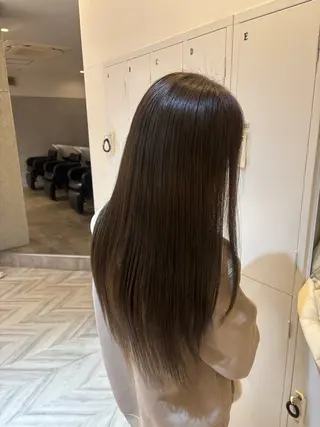 カラー HIKARIS所属・透明感/くすみカラー yukinaのヘアスタイル