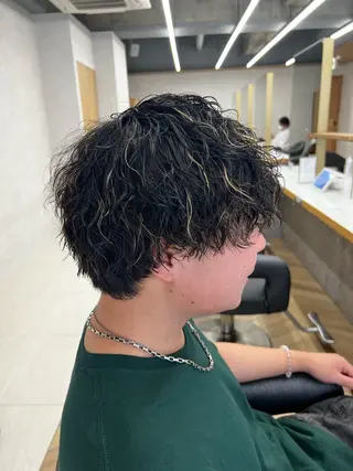 ショート カラー パーマ メンズ 🪐メンズ特化 ヤマクラ　タイキのヘアスタイル