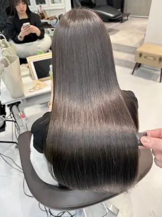 ロング 会田有紀 /切りっぱなしボブのヘアスタイル