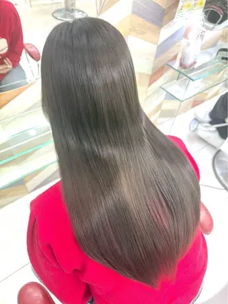 ロング カラー Earth長崎浜の町店所属・年末限定艶カラー ⛄️⛄️梅本琉衣のヘアスタイル