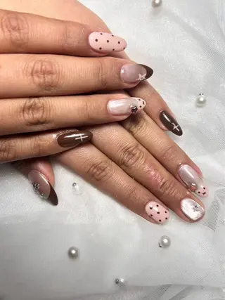 ネイル 長さ出し専門店 上野店サロンのネイルデザイン