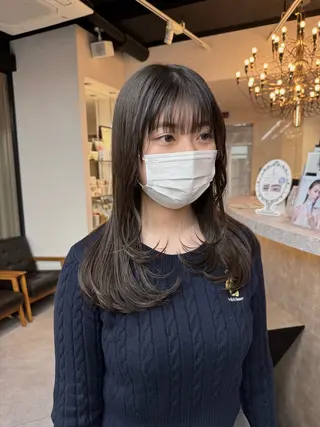 セミロング reira/堀江/ レイヤーカットのヘアスタイル