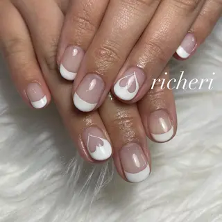 ミディアム ネイル richeri beautyのネイルデザイン