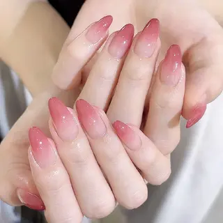 ネイル B&B  Nail のネイルデザイン
