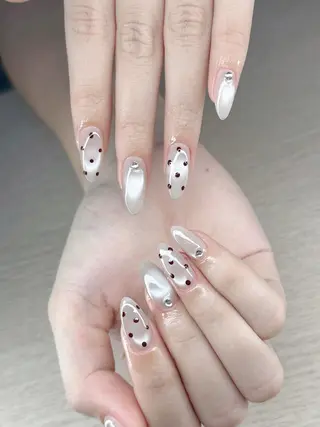 ネイル LETHI LINHのネイルデザイン