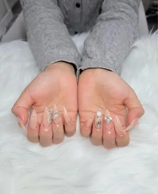 ネイル AURA NAIL 上前津のネイルデザイン