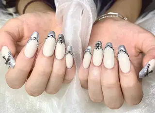 ネイル Hi Beauty 渋谷(ネイル、ハイパーナイフ6、脂肪れいきゃく、マッサージ＆エステサロン)所属・Hi beauty 渋谷のネイルデザイン