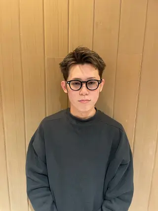 メンズ 尾頃 功明のヘアスタイル