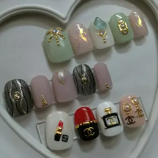 カラー ネイル MiRanda Nail所属・MiRanda 保坂 舞のネイルデザイン