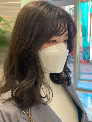 セミロング カラー 平野 優奈のヘアスタイル