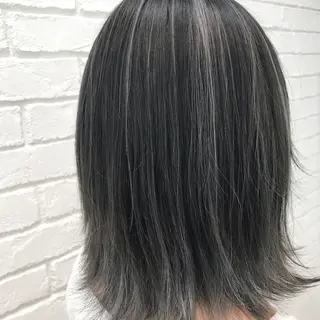 ミディアム カラー 松岡 恭弘のヘアスタイル