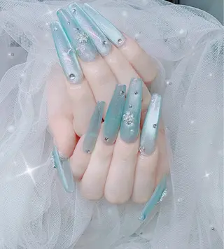 ネイル Meik Nail Salon所属・NaNa🎀 nailのネイルデザイン