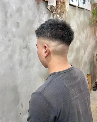 ショート メンズ 木村陸弥 似合わせ 透明感カラー🌿のヘアスタイル