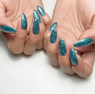 ネイル m. akiのネイルデザイン