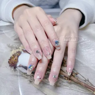 ネイル KURE ISAKIのネイルデザイン