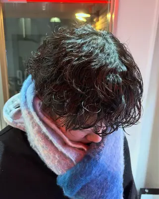ミディアム カラー パーマ メンズ メンズパーマ特化 🔥韓国ヘア職人🔥のヘアスタイル
