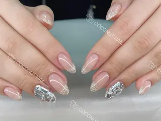 ネイル 神田 ココナッツのネイルデザイン