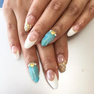 ネイル Petit Fleur所属・青柳 亜梨奈のマツエク・マツパデザイン